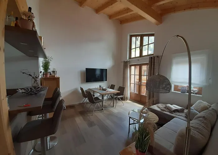 Hochalmbahnen Chalets 14W4, Wacholder, Nahe Gondel, Hunde Willkommen